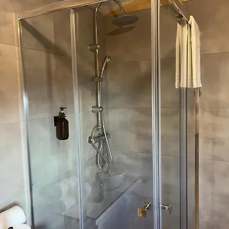 Casas De A Uriceira
